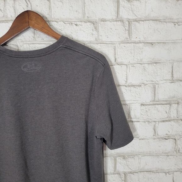 Under Armour gray basketball tee - Picture 10 of 12